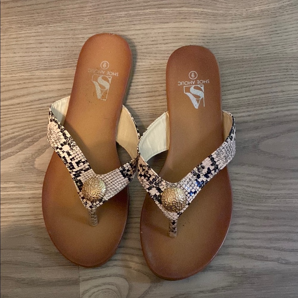 Shoe aholic